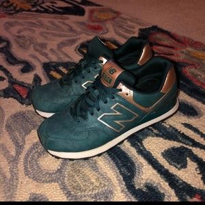⭐Sold⭐ New balance 8½ from urban outfitters